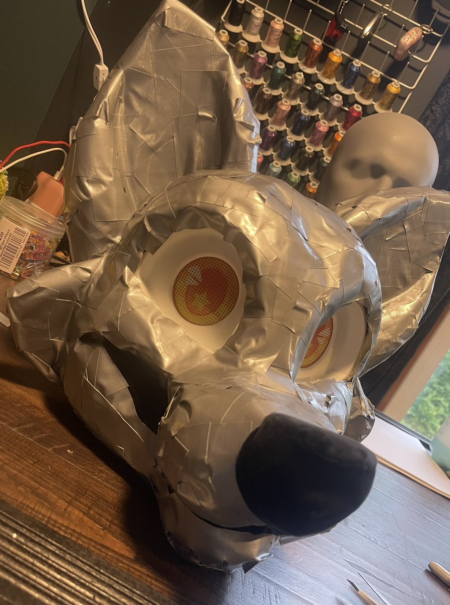 Finally getting around to taping this head after giving up for two months 😭