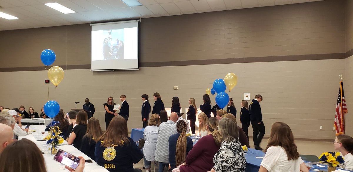 Mrs. Sharon Miller tweet media