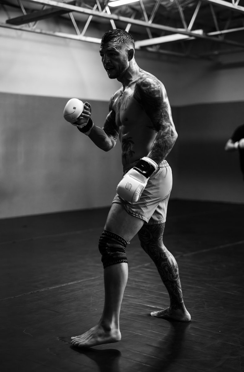 Cub Swanson (@CubSwanson) on Twitter photo 2024-05-04 00:06:07