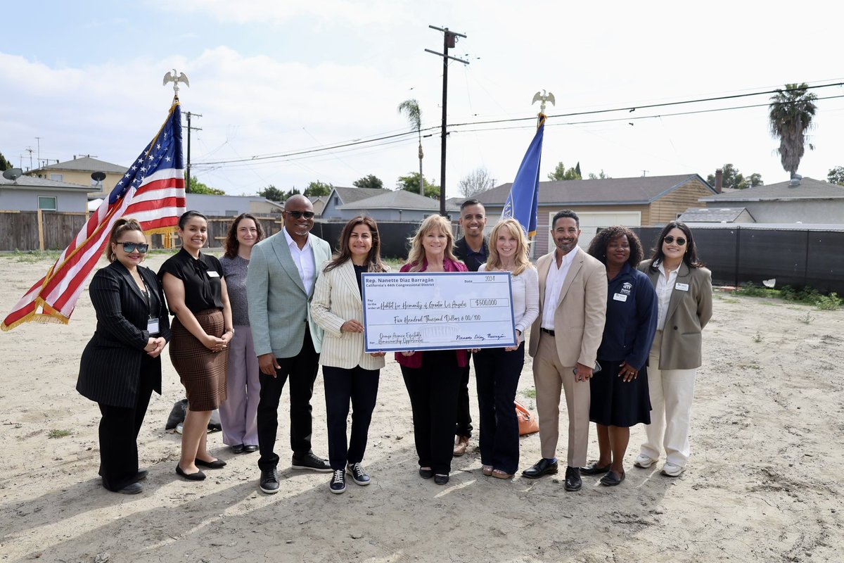 Beautiful morning in #NorthLongBeach to celebrate $500,000 in community project funding I secured in this year’s federal budget for @Habitat_org of Greater LA to develop affordable housing for first-time homebuyers! The new housing will be built at the site of the former North…