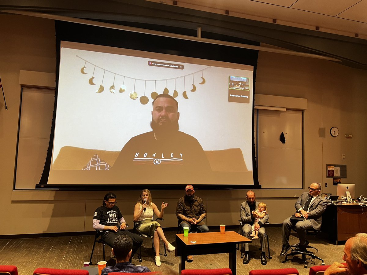 elchicanomarine's tweet photo. At the screening of #InABox. A documentary about deported veterans.
Here we have Alex Murillo, Nick Fuentes, and Edwin giving their accounts on how nonviolent and minor offenses can get a Veteran exiled to a country many of them have never even been to since they were children. https://t.co/ODo39cu5Al