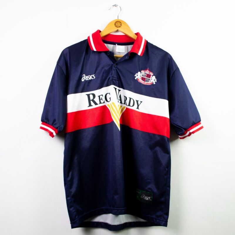 Sunderland Away Football Shirt 1999/00 - Medium (M) | Rare Vintage Asics 99 00 £3.00 currently 3 bids, 15 watchers Ends Sun 5th May @ 6:00pm ebay.co.uk/itm/Sunderland… #ad #safc