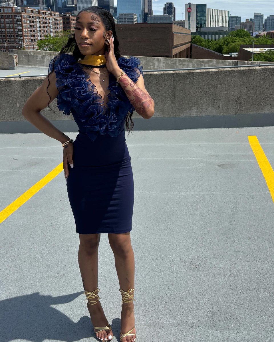 TheMostOf_Mo's tweet photo. OH! WE MASTER’D IT BOO👩🏽‍🎓👩🏽‍🎓🥳 https://t.co/021gy6cq1s