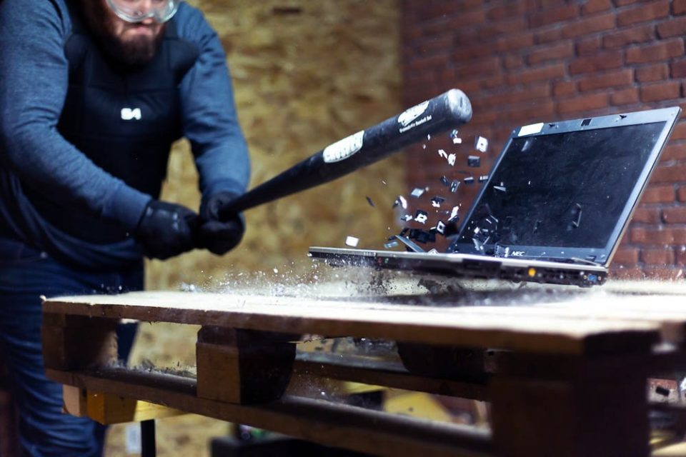 Deixe de passar horas em frente ao seu computador ou de o tentar quebrar, 😥

Aqui estão 14 dicas muitos importantes para o ajudar a resolver problemas com o seu computador 🤫

Guardar para mais tarde  🆕️⬇️