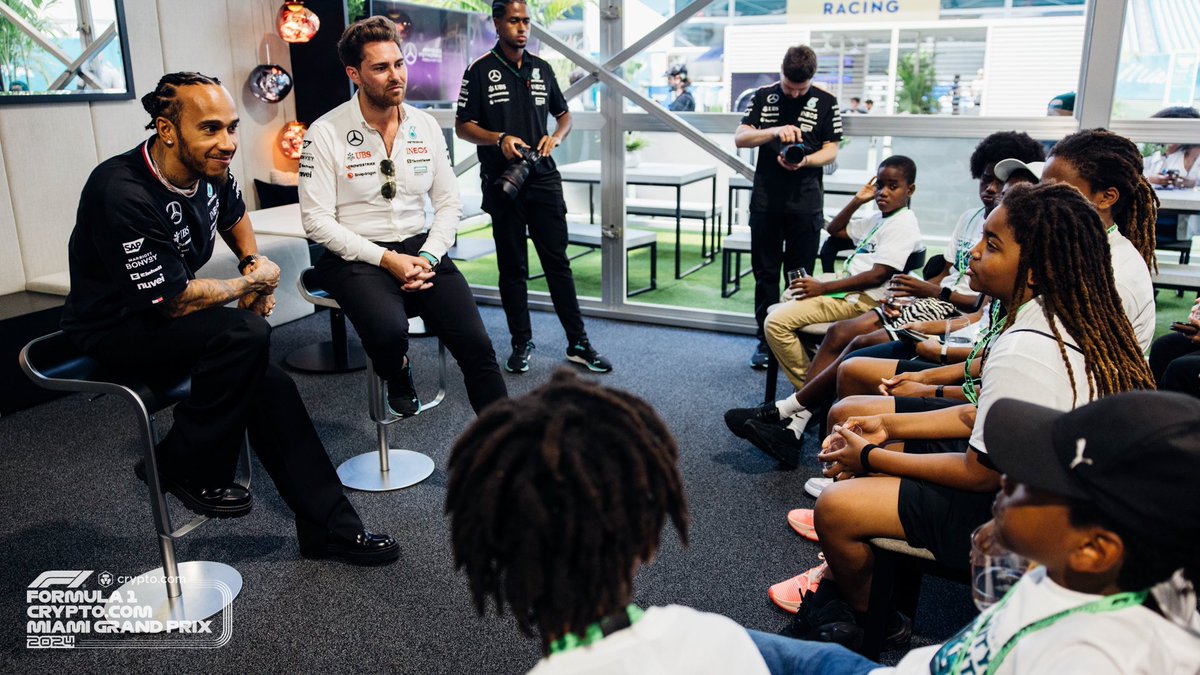 Exclusive: Lewis Hamilton spent some time, just feeling like a kid again. He spoke to a group of local kids hosted by the F1 Miami Grand Prix — the only F1 race held in a predominantly African American community. Here’s what Lewis shared with the kids: usatoday.com/story/sports/m…