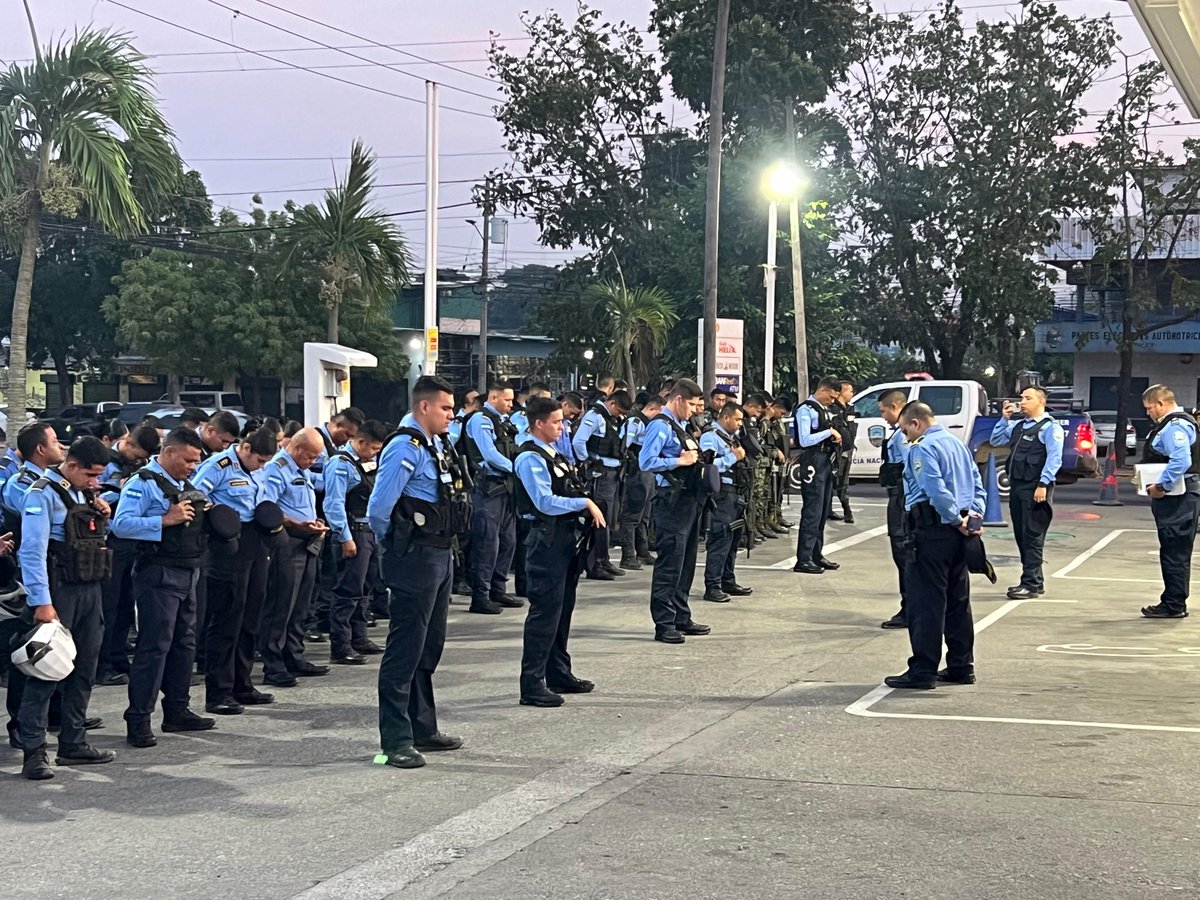 🔴➡Para evitar hechos violentos, Policía Nacional realizará saturaciones en barrios y colonias de #SPS.