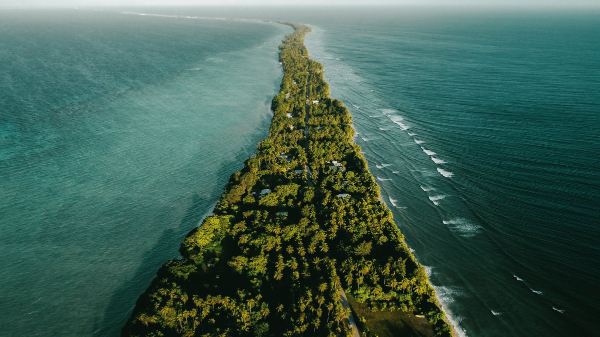 The #MarshallIslands🇲🇭 are witnessing the harsh realities of climate change with rising sea levels threatening their very existence. Learn about their National Adaptation Plan, a vital tool in combating climate challenges and securing a sustainable future: wrld.bg/TGyh50Rve1t