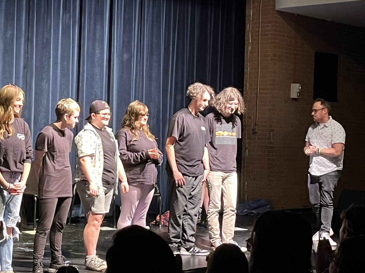 CRWashingtonHS's tweet photo. Senior Improv Show! Thanks seniors for 4 years of laughs and memories! And thanks for sharing your parents for a game! You taught them well! #TheWarriorWay https://t.co/nCNhpO9fa3