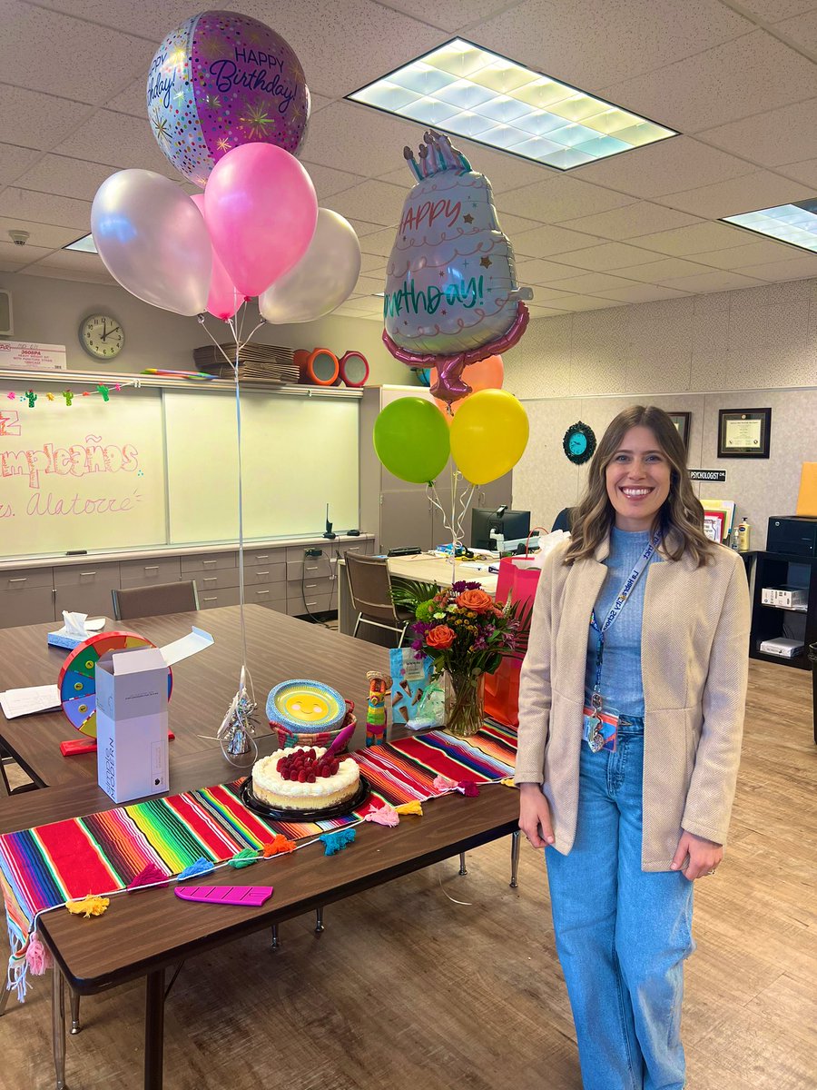 Happy Birthday to our amazing SLP & dear friend @nicole_lahabra! @laspositaslions