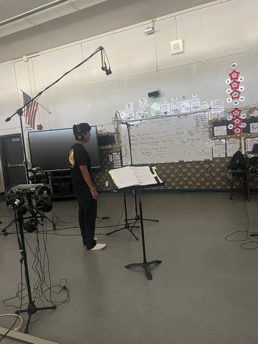 star_choirs's tweet photo. North Star Choirs has been recording its annual music video the past few days!  Students are invited into the audio recording process as well as video production. https://t.co/4gtE8B9FNY