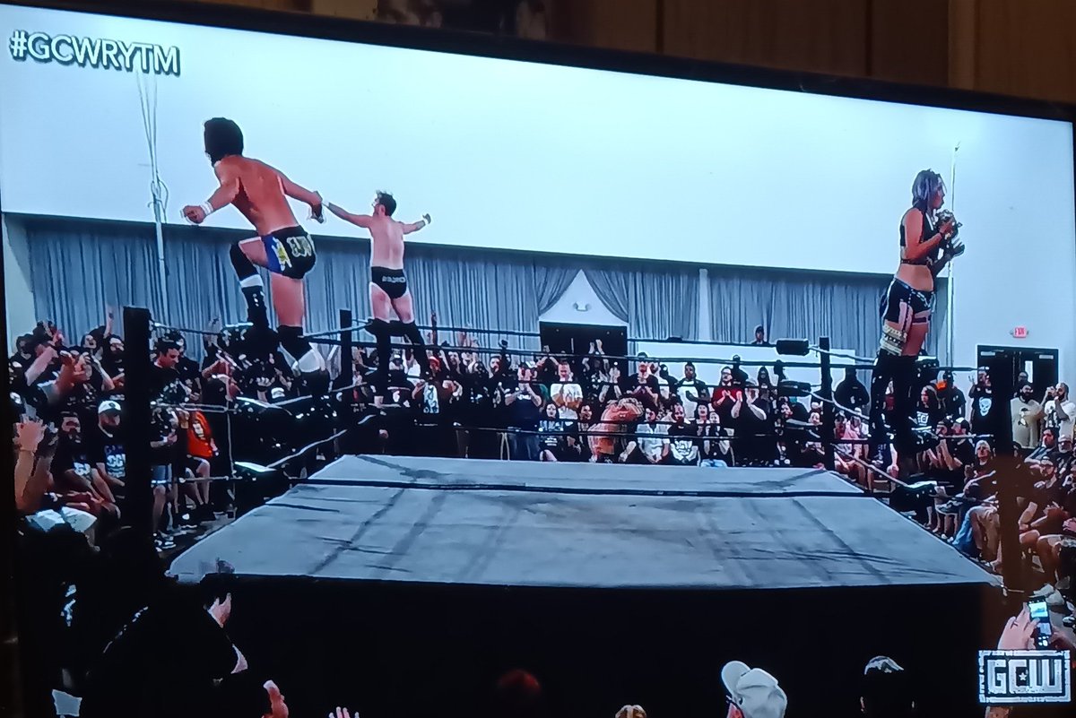 Absolutely incredible trios match Gahbage Starkz vs Los Desperados!! We need to see more of Alec Price, Raddy Daddy and Billie Starkz as a trio !! #GCWRYTM