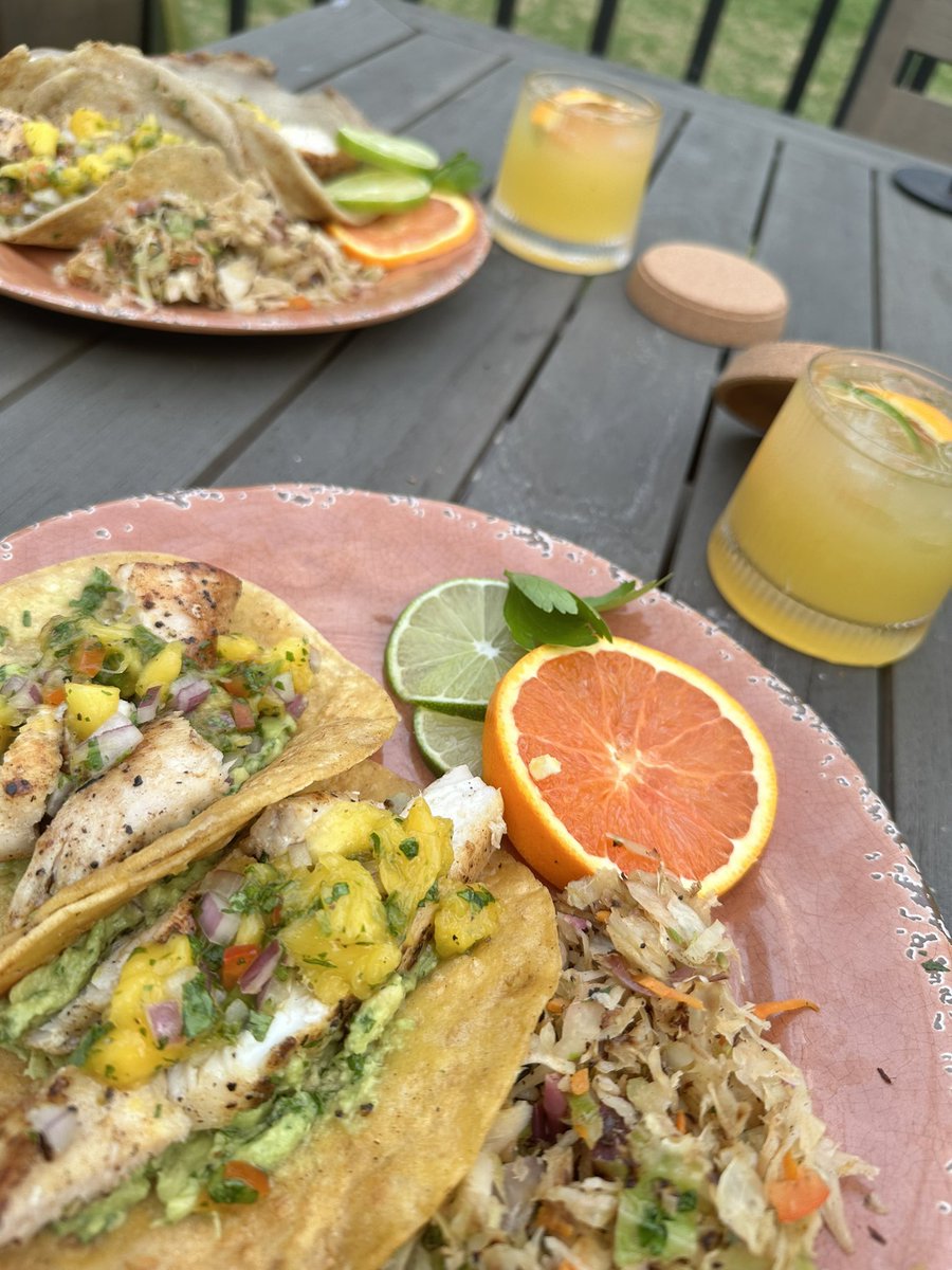 prinfrazier's tweet image. Weekends are for sitting on the deck and enjoying good food.
#scratchcooking
#noprocessedfood