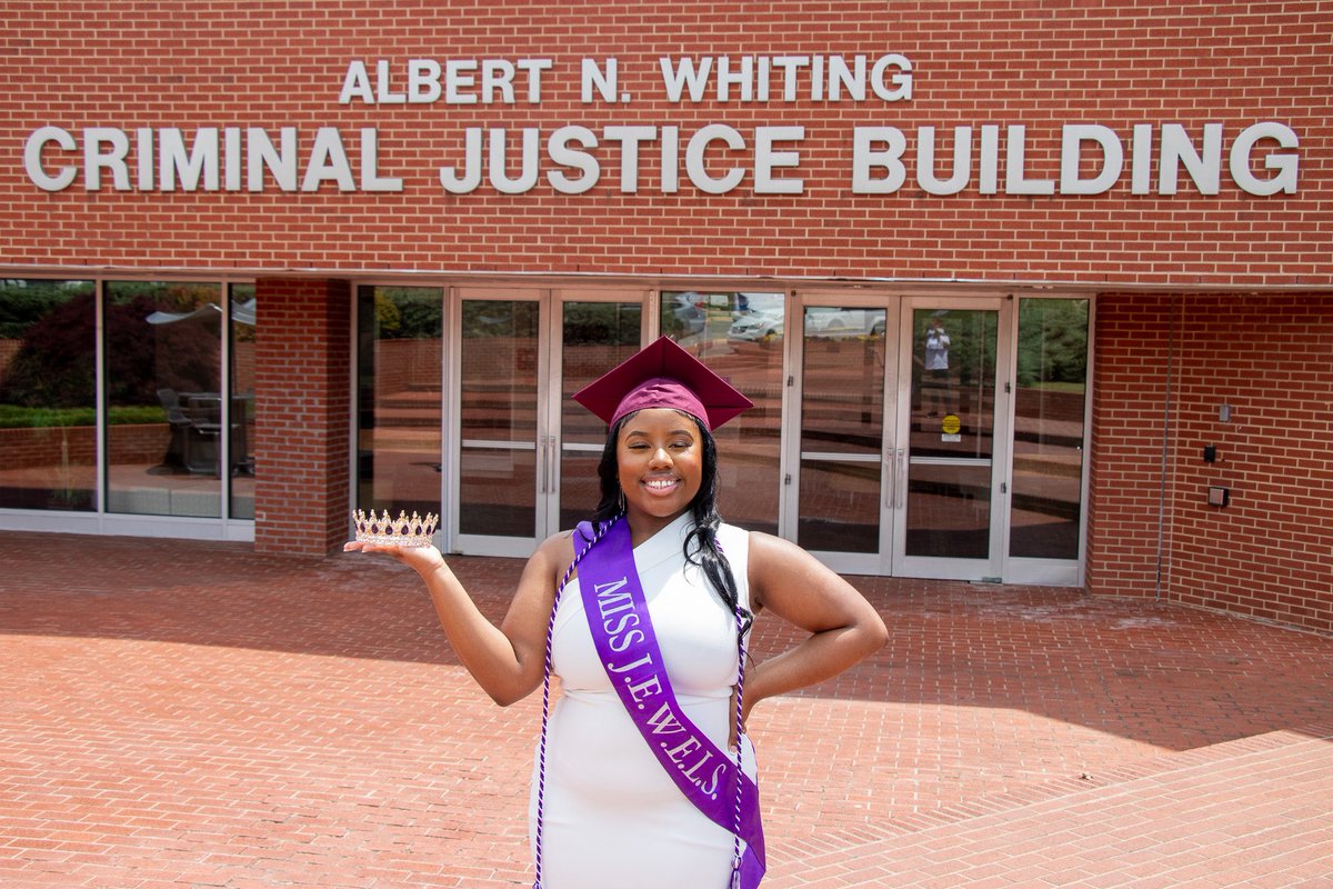 QueenNai01's tweet photo. Tomorrow , I will be graduating from THEE North Carolina Central University with Bachelors of Science in Criminal Justice with a concentration in Juvenile Justice! Thank you to everyone who has been a part of this remarkable journey. Here's to new beginnings. 🥂 https://t.co/GYd1RkfdNk