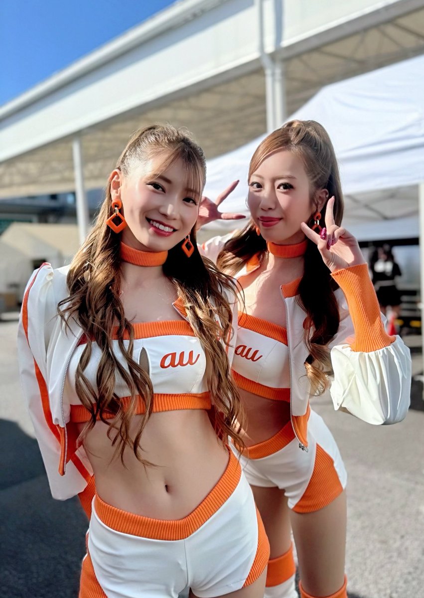 山田さん的ベストショット au Circuit Queen 存在感激強のお2人✨ #SUPERGT #SUPERGTレースアンバサダー