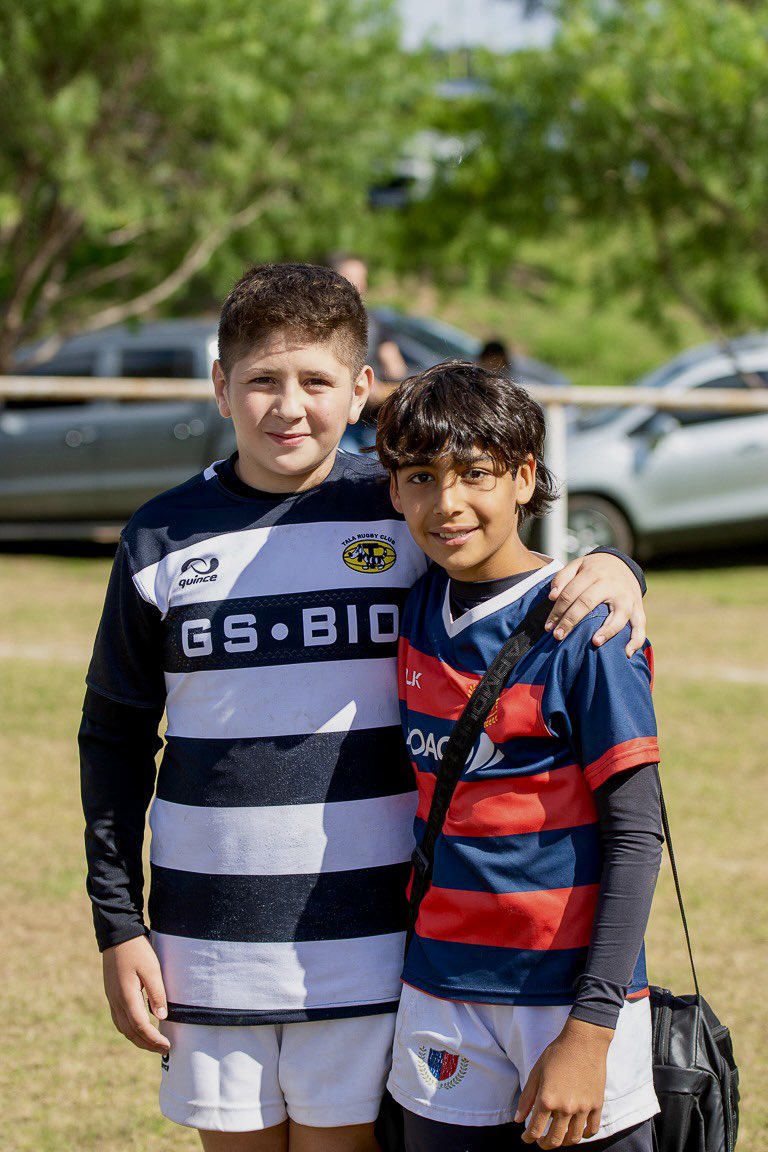 🫂 Junto a nuestros amigos del <a href="/TabladaRugby/">CLUB LA TABLADA</a>, apostamos por un clásico en el que el respeto al árbitro y al rival sea el protagonista, dejando la rivalidad adentro de la cancha y poniendo en práctica todos los valores que identifican a ambas instituciones 🖤🤍🖤🤝🏼💙❤️💙