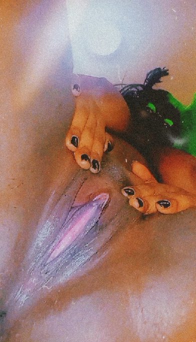 RT if you want me to sit on your face 💦 https://t.co/hT9lWiBcHK<a href="/tag/sfs"class="tags"><span>#sfs</span></a><a href="/tag/nsfw"class="tags"><span>#nsfw</span></a><a href="/tag/onlyfans"class="tags"><span>#onlyfans</span></a><a href="/tag/onlyfansgirl"class="tags"><span>#onlyfansgirl</span></a><a href="/tag/nsfwtwt"class="tags"><span>#nsfwtwt</span></a>