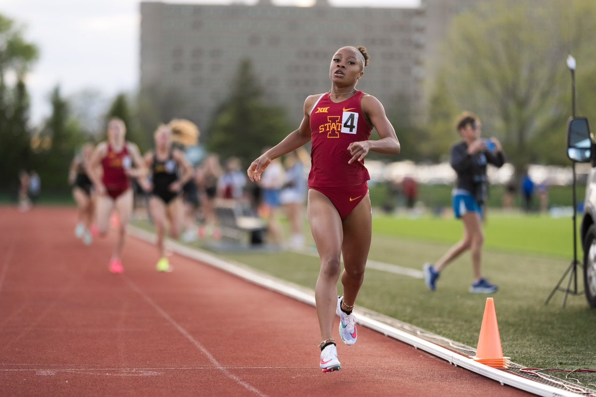 Tyler Carreon wins the men’s 800 with 1:48.83, just off his PR. Freshman Camryn Hubbard turns in a PR of 2:10.66 for second in the women’s 800! #CycloneSZN