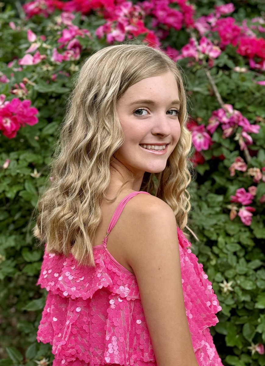 cassi_buys's tweet photo. 8th Grade Formal!  Such a fun night for my girl! https://t.co/1jTBroycL4
