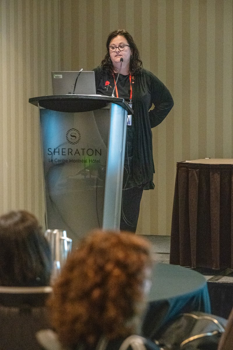 Merci to Dr. Mélanie Dieudé for presenting at the #CKDNetwork PI Summit about the partnership of #biobanking and #hemaquebec.     

#dansnotresang #CSNAGM