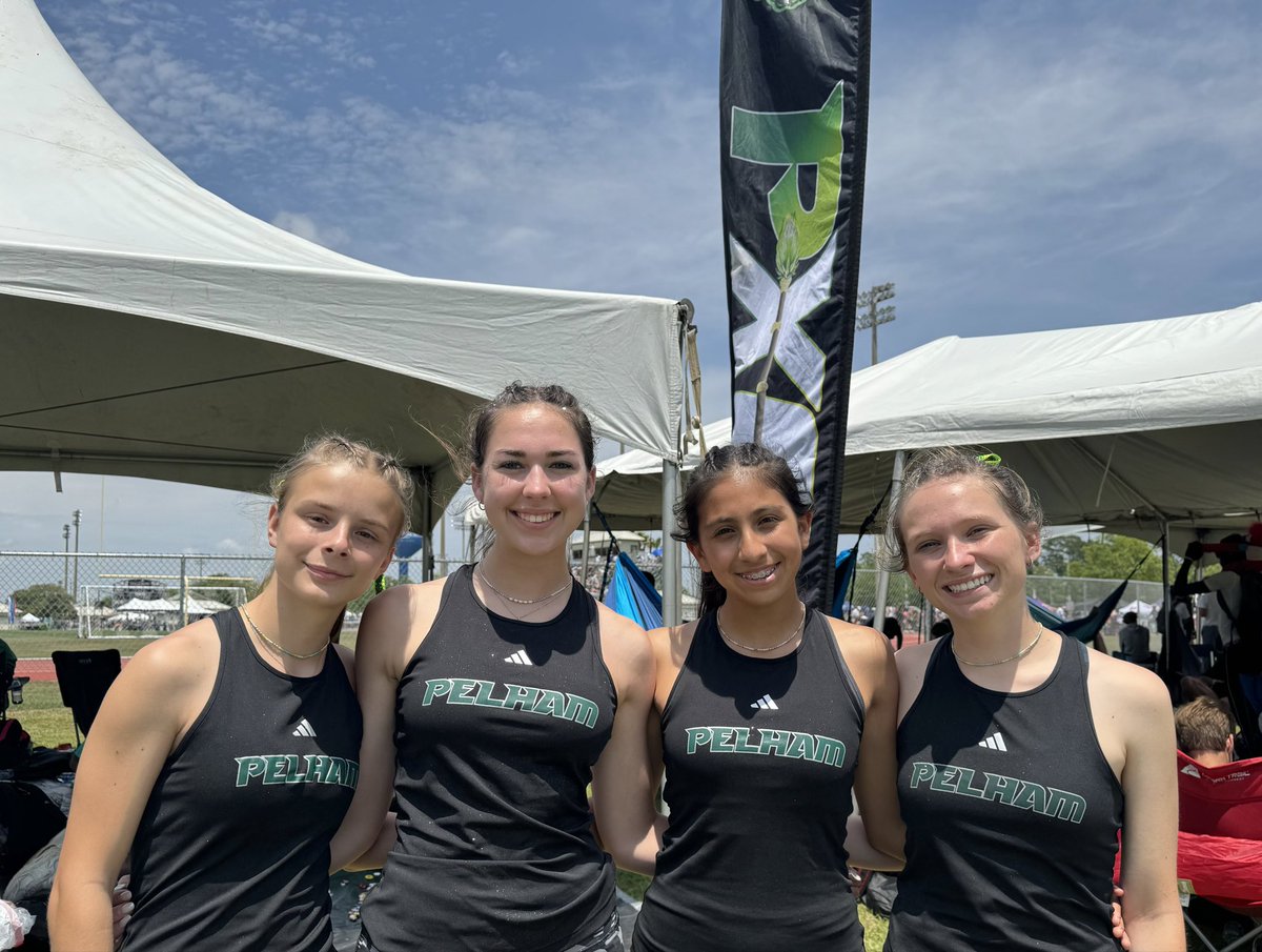 ThePelhamWayTF's tweet photo. @ThePelhamWaySOC @ThePelhamWayAD @Coachspringfiel @dadams1981 @calebnewell6 @ThePelhamWayMS @shaywester @CJWester Wester, McDonald, Ramos, &amp; Leftwich run a huge team PR in the 4x8 and finish 9th! https://t.co/HtODYmZNYk