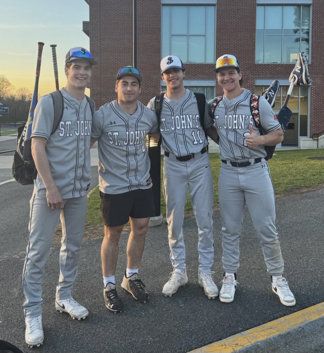 SJP 4 Lawrence 3 Final. A great battle between both teams all game! Romano gets the W with 4 K’s. Hurley with the Save, 6 K’s. Eagles offense was led by: Driscoll 💣 Gold 2 hits DiFilippo with a Sac Fly LaGrassa 2 hits, RBI Shaheen 2 hits, RBI Lembo 1B 🦅#RollEags #PF3