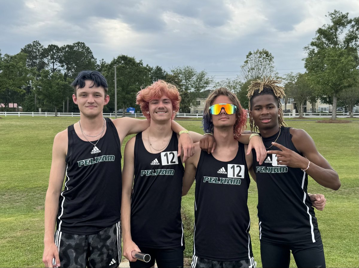 ThePelhamWayTF's tweet photo. @ThePelhamWaySOC @ThePelhamWayAD @Coachspringfiel @dadams1981 @calebnewell6 Horton, McWaters, Lewis, Tooson run big PR in the 4x8 and finish 10th! https://t.co/Ioe20L3AU9