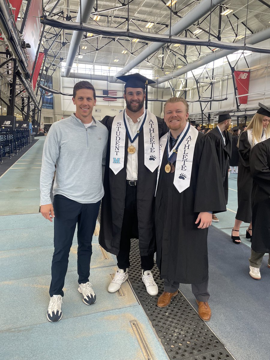 Masters 🎓☑️ Congratulations to Cooper Heisey and Cody Williams #BlackBearNation | ⬆️