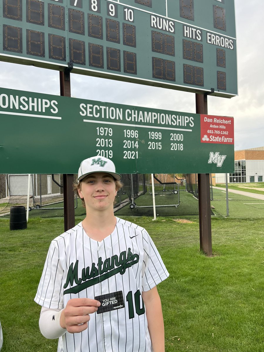 Your @paninos857 POG today was Robbie Price in a 7-1 W over Park! Robbie, AKA The Wall, once again held it down behind the dish with another 0️⃣ passed balls😤 #ferdaisland