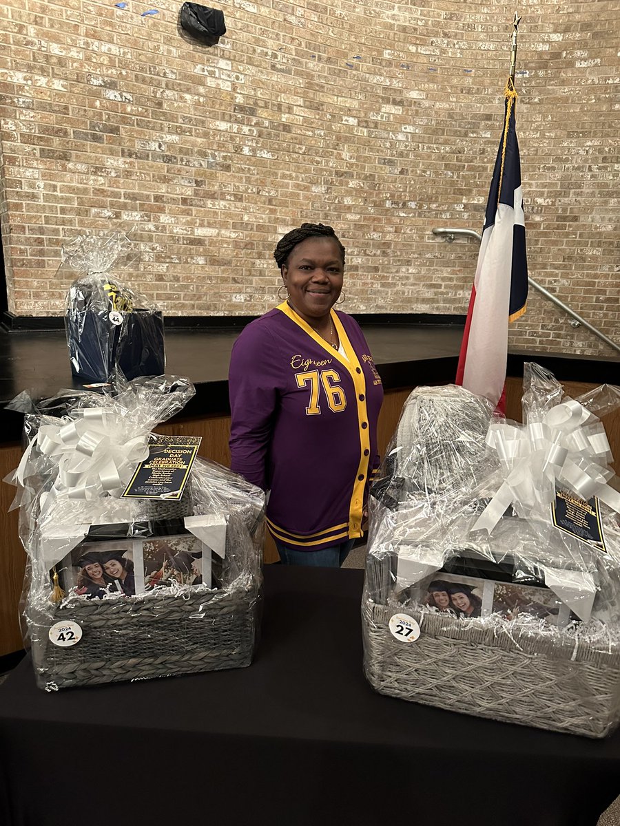 Thank you to our Community Partners for the generous donations for our Decision Day. Over 40 students walked away with a gift basket to jump start their Life After Nimitz in College. 
<a href="/NimitzHS_AISD/">Nimitz High School</a> <a href="/HoustonJostens/">Jostens Team Houston</a> <a href="/LSCETS/">TRIO ETS LSC-NH</a> <a href="/Counseling_AISD/">Aldine Counseling</a> <a href="/Aldine2College/">AISD College Readiness</a>