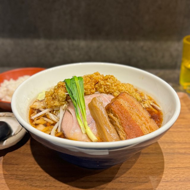 【限定】春の第三灯「郎」 at 中華そば 第三灯籠

＋ライス（150円） #毎日がラーメン ramendays.jp/post/9f917458-…