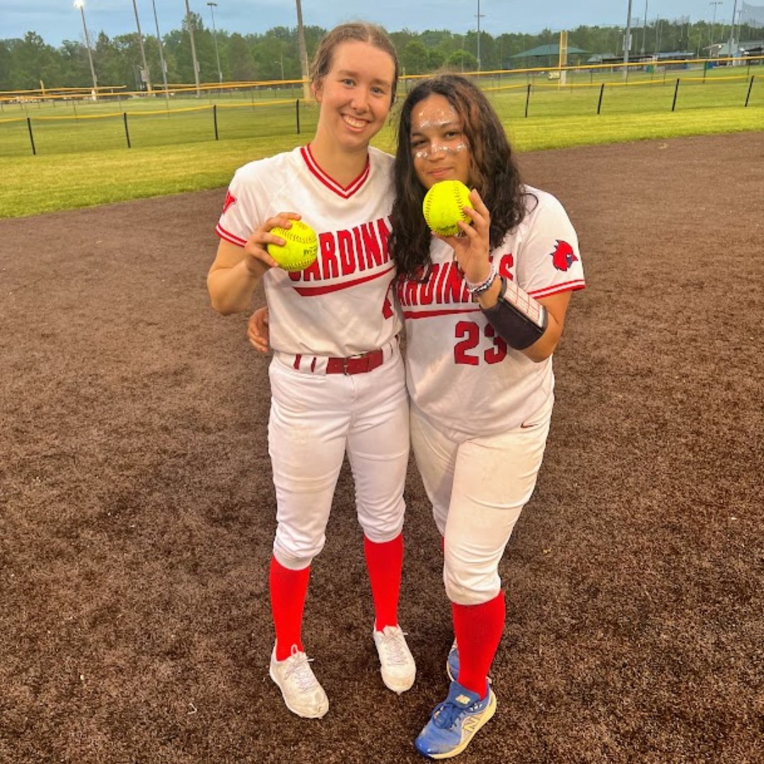 The Cardinals soared to victory in tonight's cross-town clash with an 11-0 shutout! Katie Niven channeled her inner Nolan Ryan, tossing a NO-HITTER! And to top it all off, Dali Sanchez launched a grand slam that sent the ball into a low-Earth orbit. #CardinalNation #GoCards