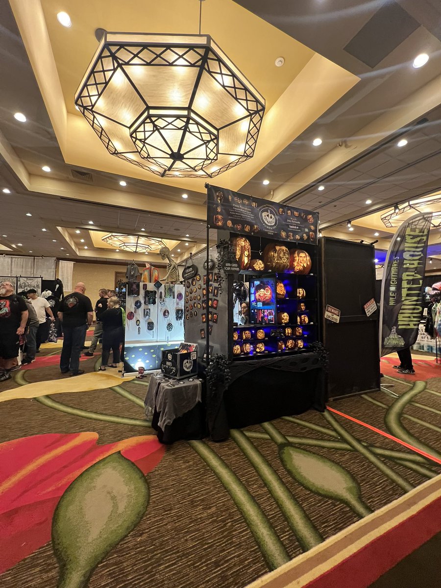 jo3y3dwards's tweet photo. My booth for Crypticon Seattle! 🌀🎃✨ https://t.co/7QmrdEqWoS