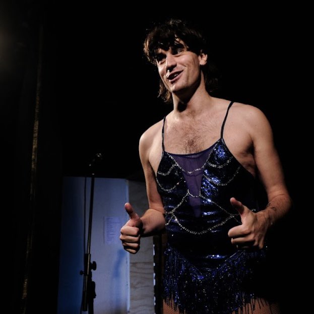 chrismbr's tweet image. #TheMotleyBauhaus Dean Robinson #SWIFTTOK A sweet and funny introduction to fandom as an extreme sport via Taylor Swift