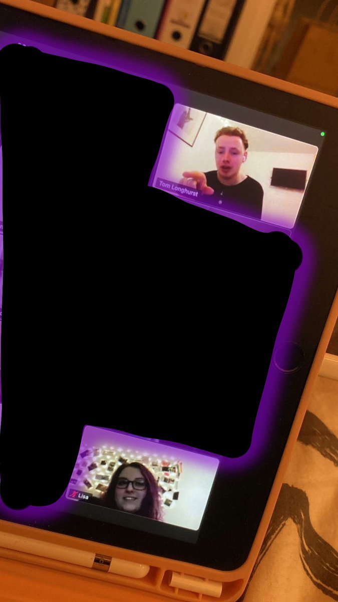 MsJustChaos's tweet photo. #wesupportotp
taking their time, making zoom calls, the buskings, the love. https://t.co/xJr0AUT7Op