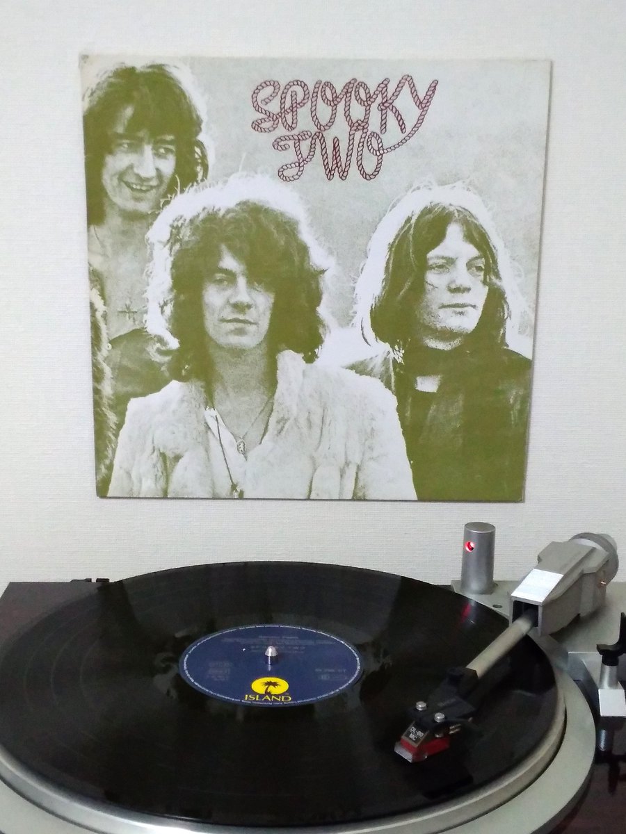 Spooky Tooth - Spooky Two (1969) 
#nowspinning #NowPlaying️ #アナログレコード
#vinylrecords #vinylcommunity #vinylcollection 
#classicrock #britishrock #bluesrock 
#SpookyTooth #GaryWright