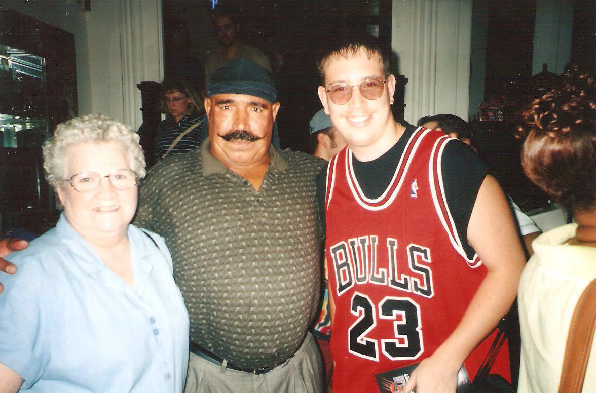 @Chicago_History @CPBuff22 This photo with @the_ironsheik was taken there.