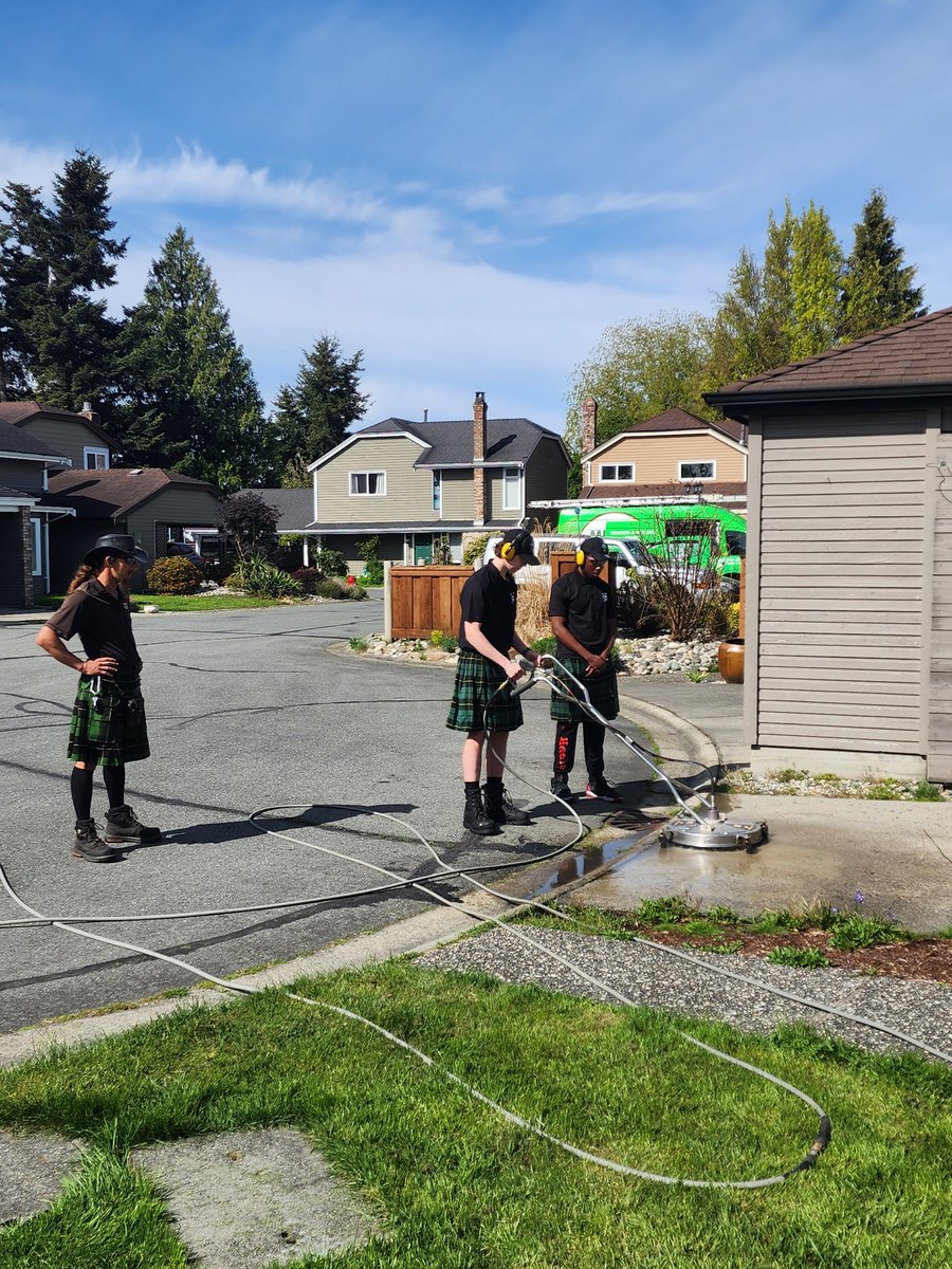 Jason Roberts tweet media