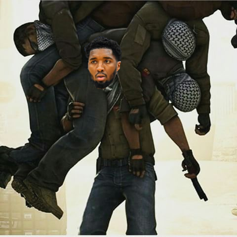 NBAMemes's tweet photo. Donovan Mitchell trying to carry the Cavs rn https://t.co/1jZMptXmAK