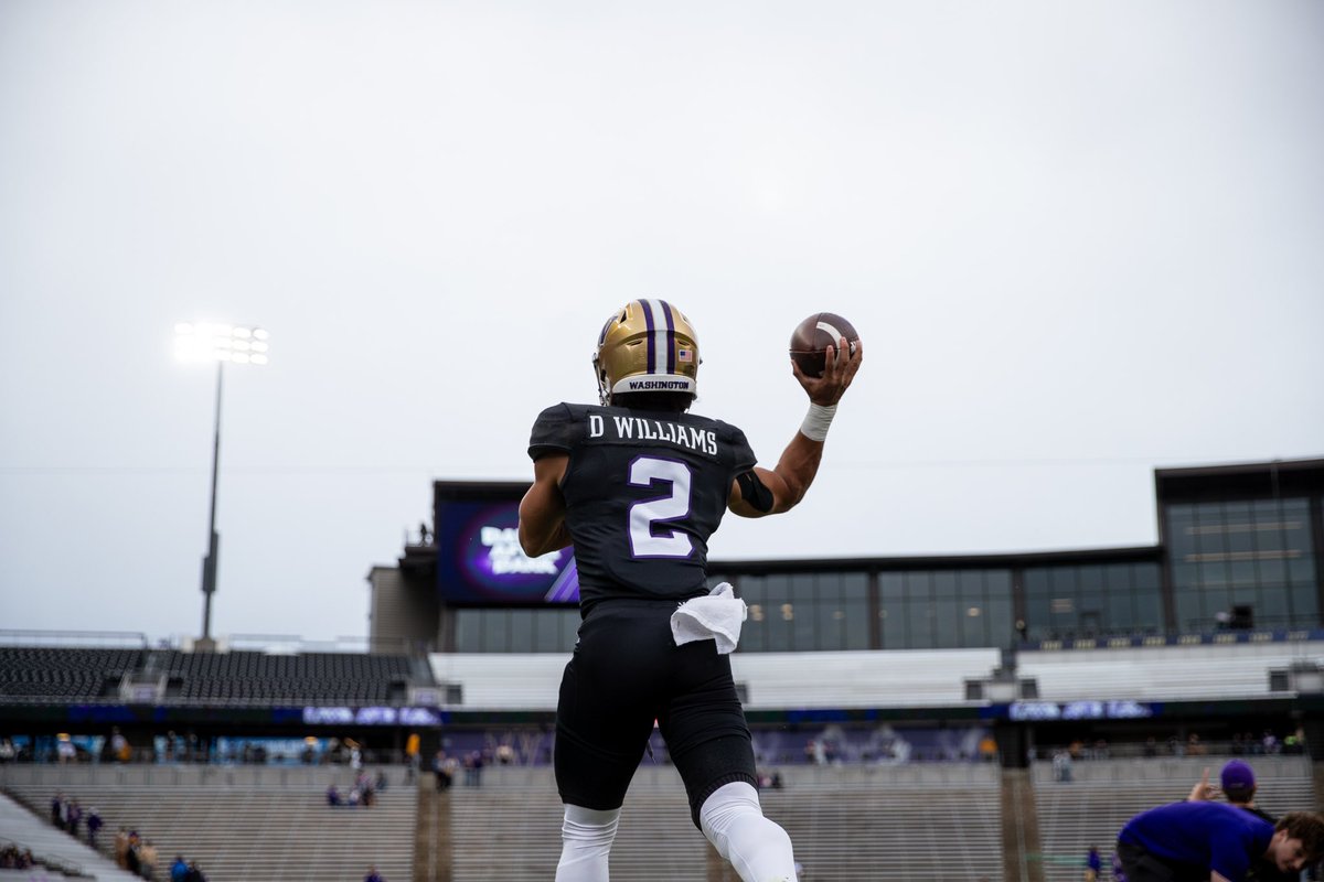 UW_Football tweet picture