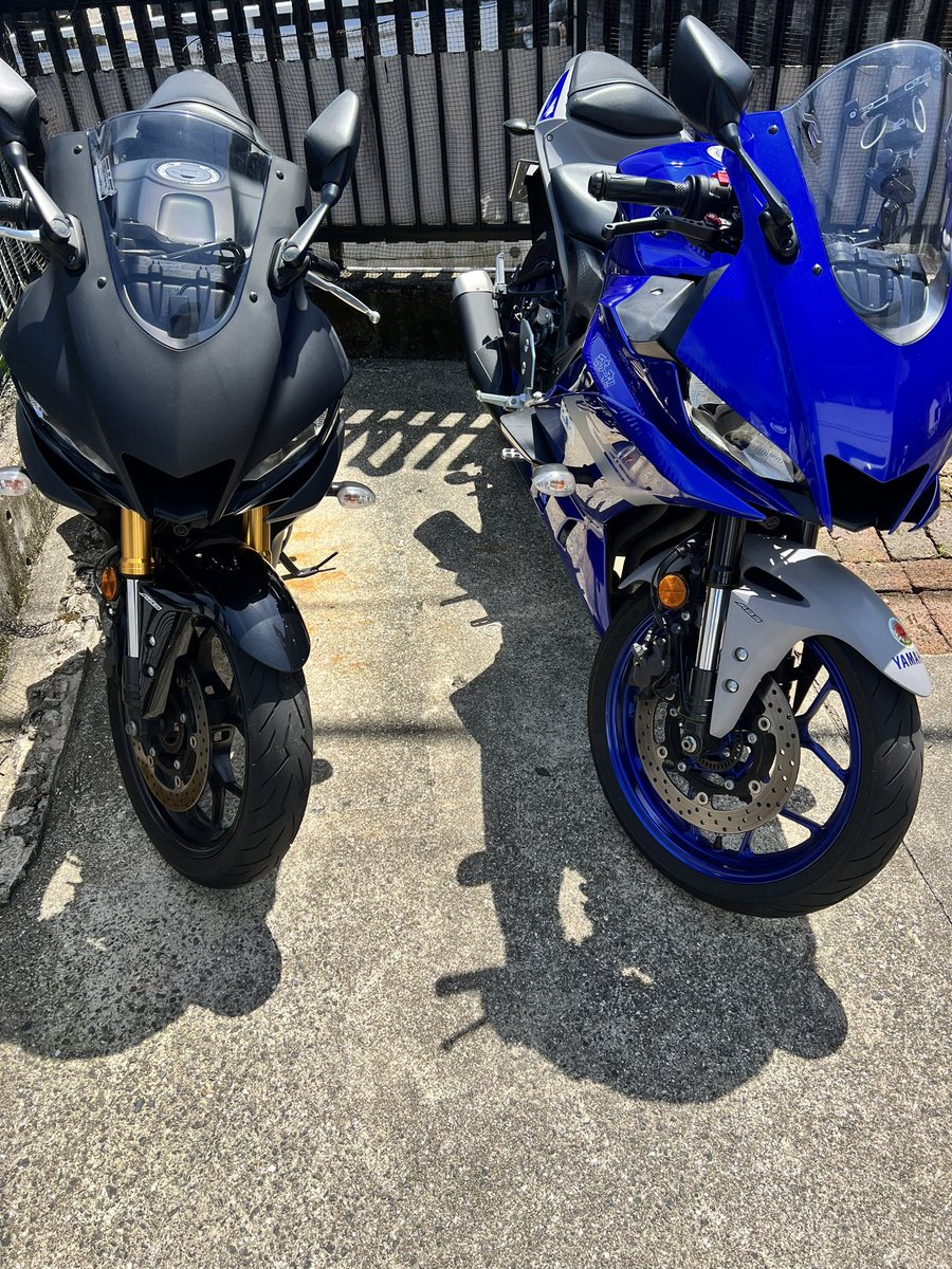 久しぶりのR3ズ☺️
暑い🫠
#YZFR3