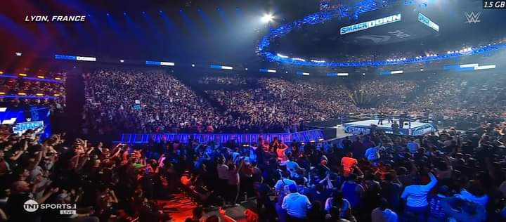 People at #SmackDown Today In France Received This Notification On Their Watches. 'Loud Environment. The Sound level Has Reached 100 DB. Exposure To This Level For Just A Few Minutes Can Cause Temporary Hearing Loss.' TOMORROW NIGHT IS GONNA BE INSANE 🔥 Goated Crowd 🔥🔥🥵