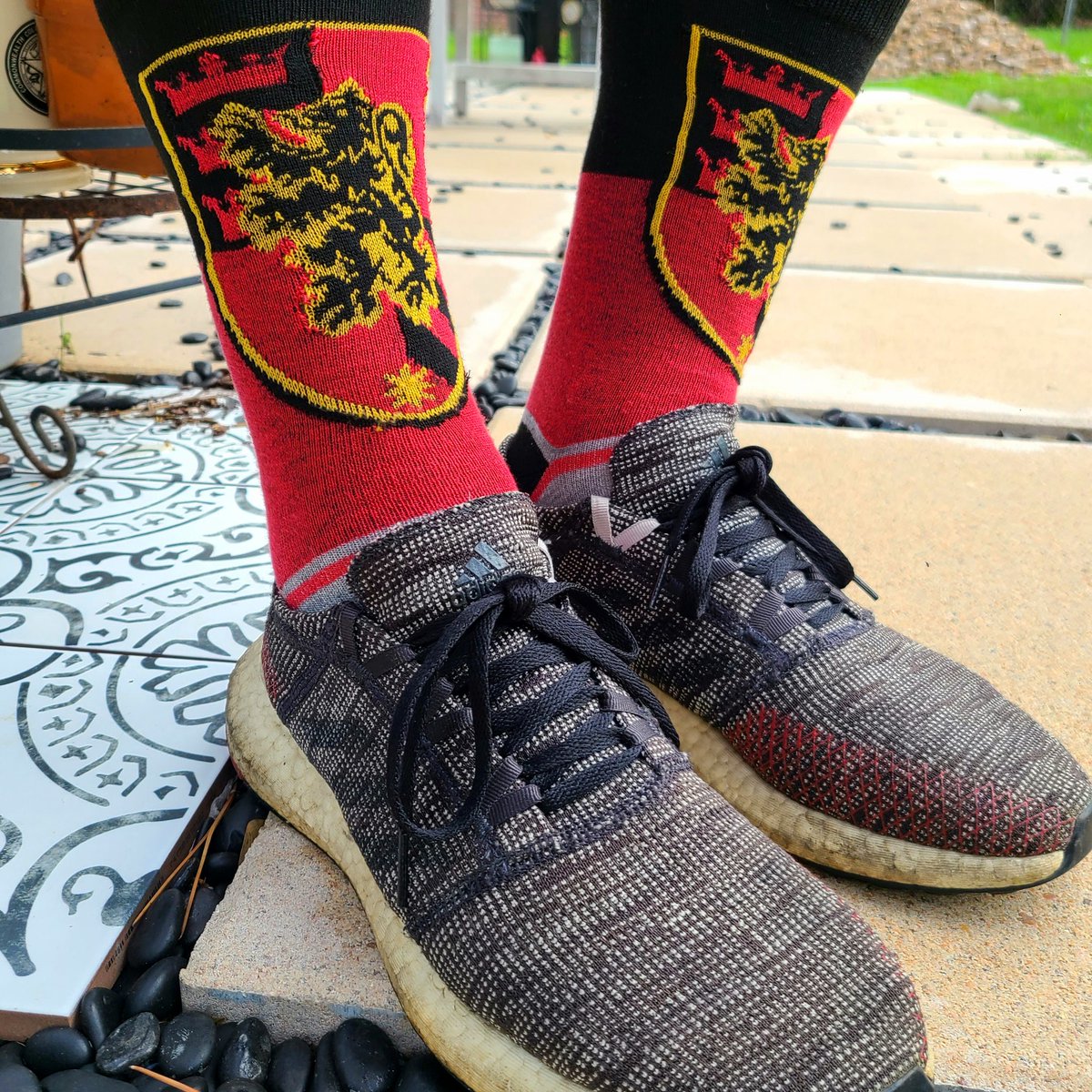 Gryffindor House socks & adidas Pure Boost #Gryffindor #Gryffindorhouse @harrypotter #popculture #harrypotter #socksofinstagram #sotd #ootd @adidas @adidasoriginals @adidasrunning #adidas #pureboost #shoesofinstagram #yesadidas #threestripes #threestripelife