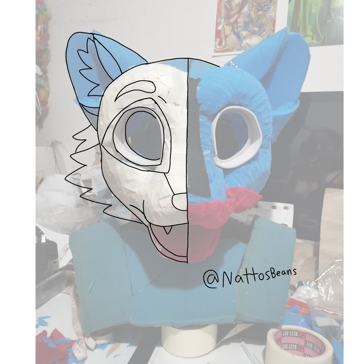 I love the shape of the base is looking good so far!
It was fun sculpting this! 
Really excited to fur this racoon really soon!
Had to lineart it digitally so I'll know where to place the markings and such^^
This is a commision^^
#furrycommunity #fursuitmaker #fursuit