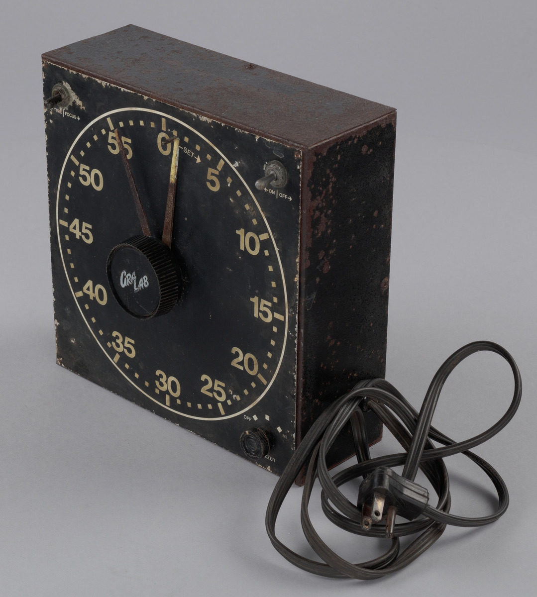 Darkroom timer from the studio of H.C. Anderson nmaahc.si.edu/object/nmaahc_…