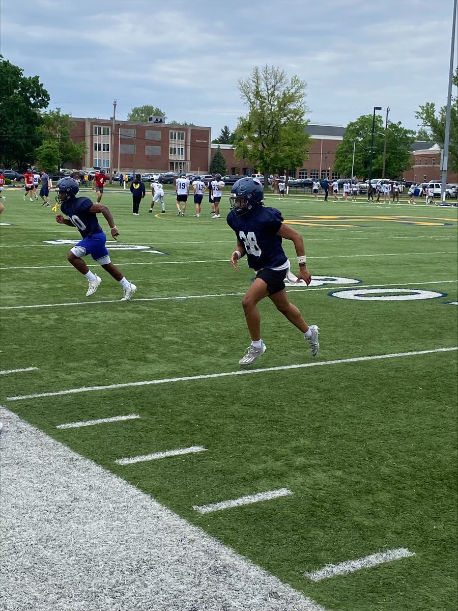 FCGrizFootball's tweet photo. Spring practice…. ✅ #GoGriz #BuildingChampions https://t.co/aimmspyBrk