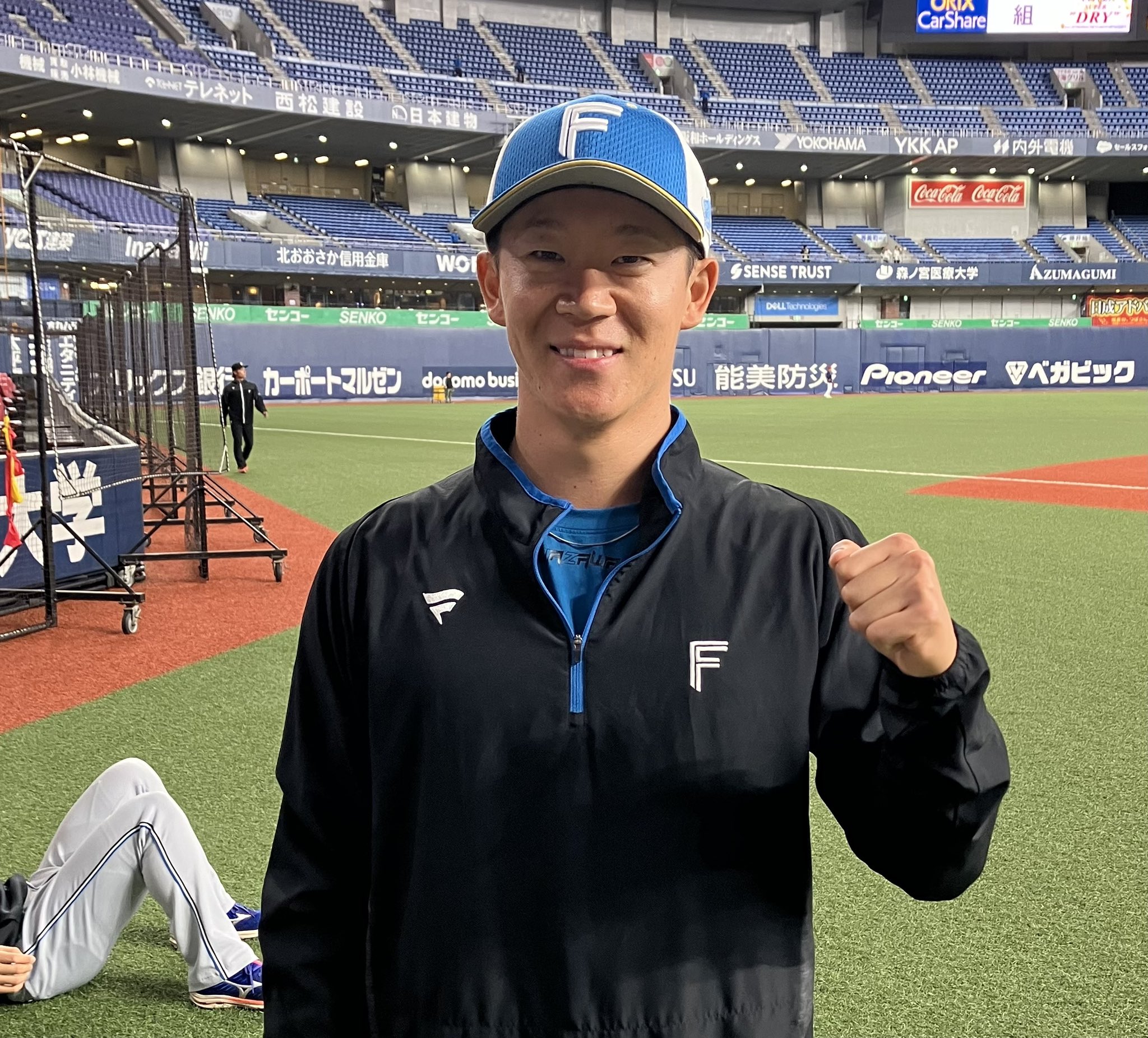 北海道日本ハムファイターズ　矢澤宏太　メモリアルユニフォーム　XLサイズ　未使用 replica-uniform-home-with-