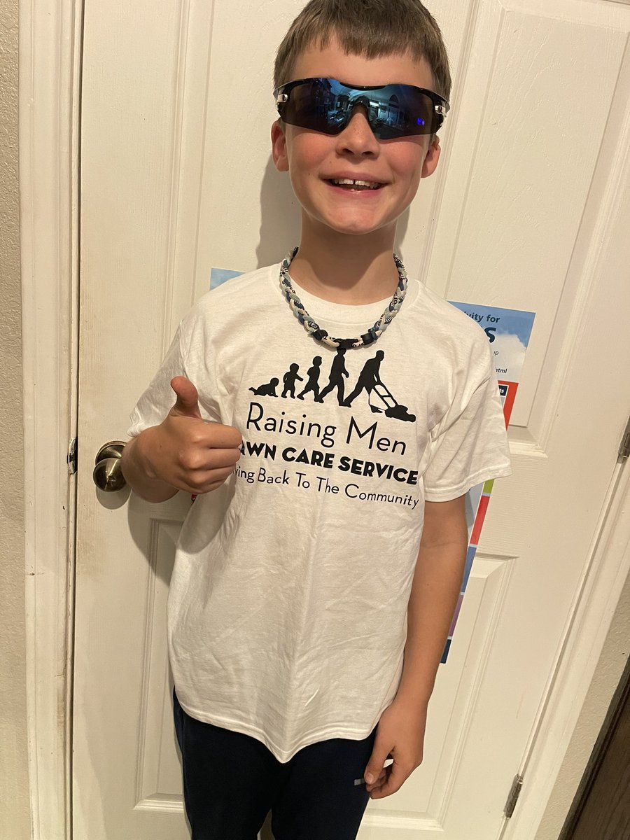 Oliver of Ennis, TX who recently signed up for our 50-yard challenge received his starter pack in the mail which included his Raising Men shirt, safety glasses, and ear protection. He is now fully equipped and ready to take on the challenge ! Do you have any words of advice for…