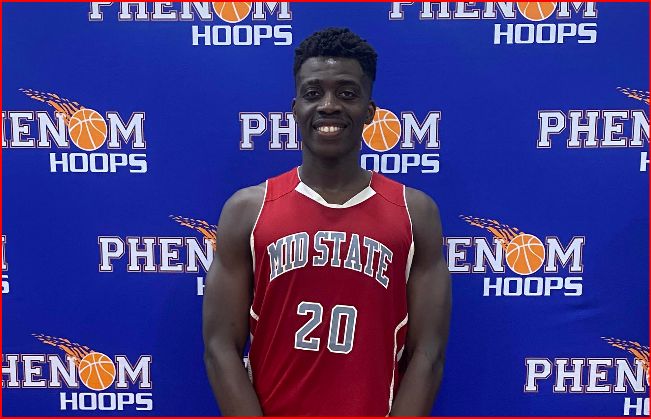 Three College-Worthy Unsigned Seniors
#PhenomHoops 

Read: phenomhoopreport.com/three-college-…