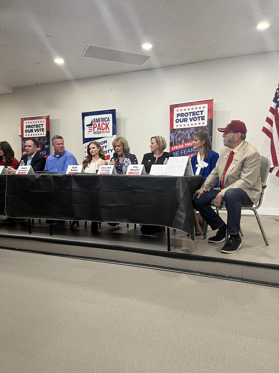 .@JosephChaplik is moderating the AZ State Candidate Forum tonight in #Scottsdale #Arizona tonight! @AZFreedomCaucus Thanks @JosephChaplik for your leadership! 🌵🇺🇸🌵🇺🇸