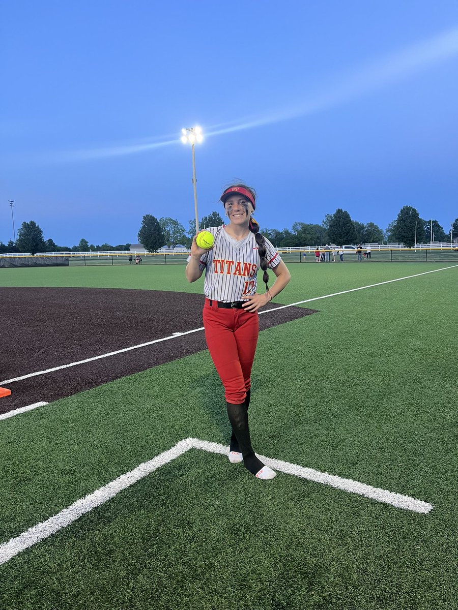 Columbus Titan Softball (@cuhssoftball) on Twitter photo Lots of good things happening tonight!
-CNC (co) Champions 3 years in a row‼️
-350 career strikeouts for <a href="/graci_major/">Graci Major</a>
-ANOTHER 💣 by <a href="/Katie_simpson24/">Kaitlyn Simpson 2024</a>
-Finishing the regular season 21-3!
See you at regionals (5/13) 🥳 Lots of good things happening tonight!
-CNC (co) Champions 3 years in a row‼️
-350 career strikeouts for <a href="/graci_major/">Graci Major</a>
-ANOTHER 💣 by <a href="/Katie_simpson24/">Kaitlyn Simpson 2024</a>
-Finishing the regular season 21-3!
See you at regionals (5/13) 🥳